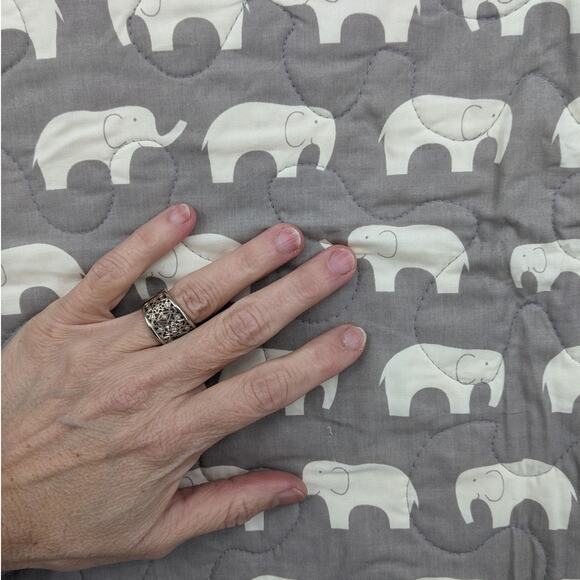 NEW BABY BLANKET Handmade Quilted Cotton 35x42 ~ Reversible Gray Elephant Fabric - Picture 4 of 6